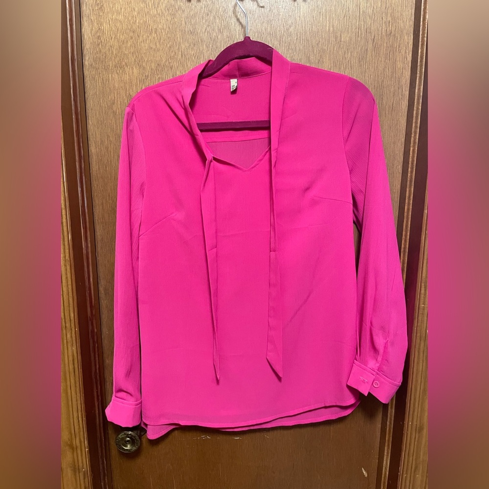 Women’s hot pink blouse, size M